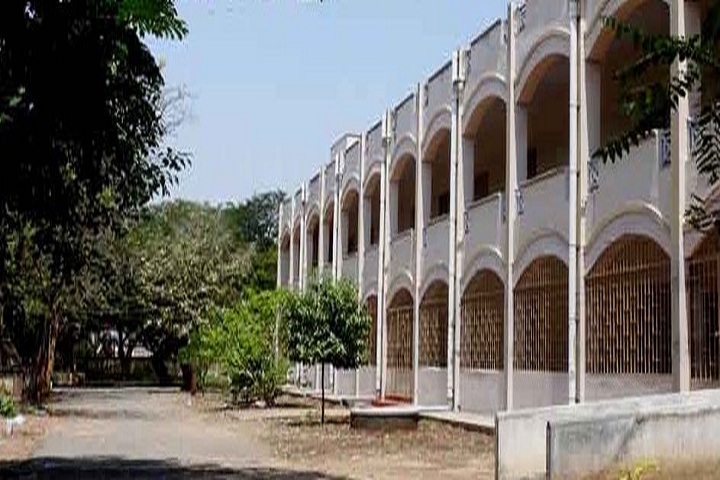 https://cache.careers360.mobi/media/colleges/social-media/media-gallery/13161/2021/4/1/Campus View of Government Arts College for Women Salem_Campus-View.jpg